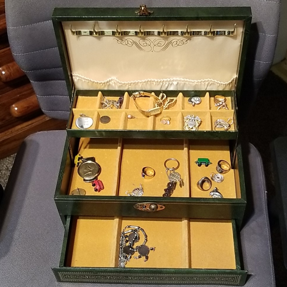 Mele green and gold mid century 3 tier jewelry box
